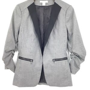 H&M Women’s Sports Blazer With Ruched Sleeves